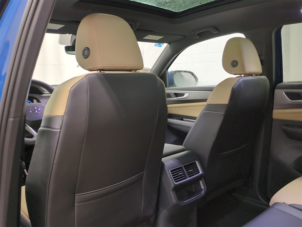 Thumbnail: 2025 Volkswagen Atlas - 13