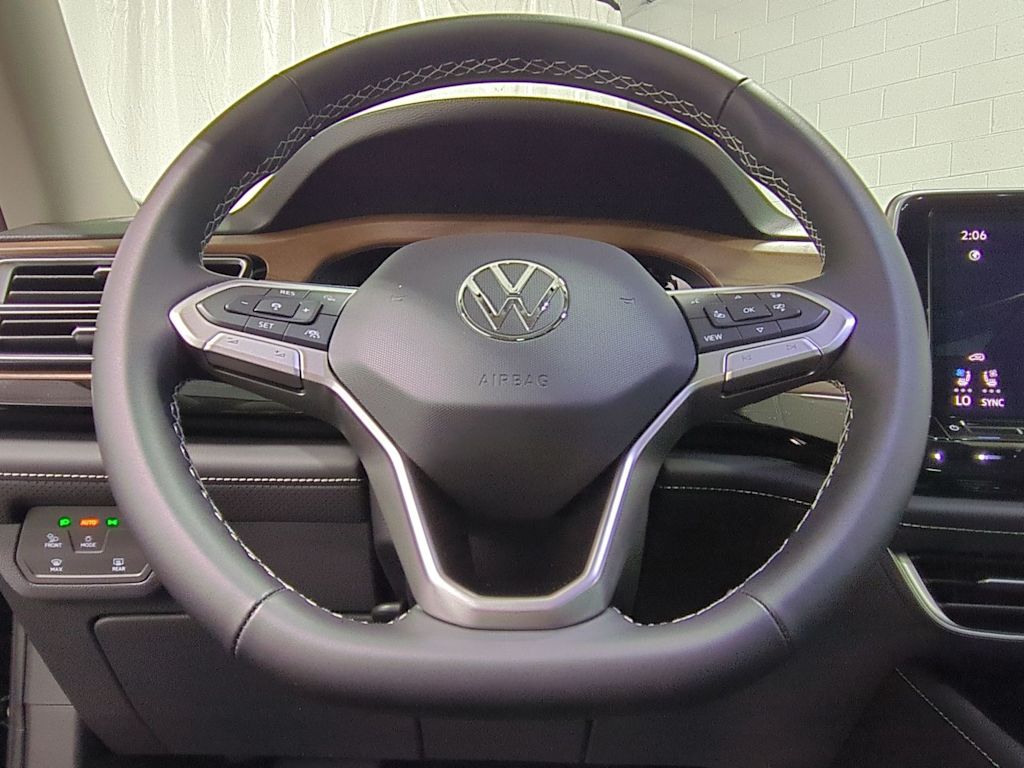 Thumbnail: 2026 Volkswagen Atlas - 14