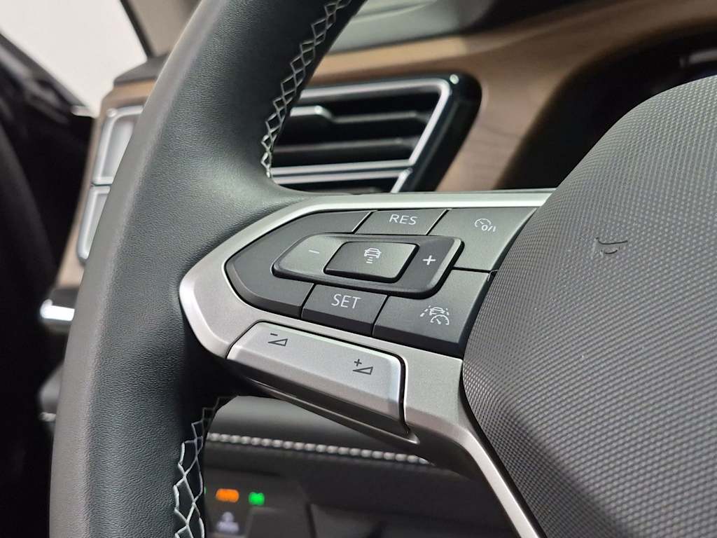 Thumbnail: 2026 Volkswagen Atlas - 30