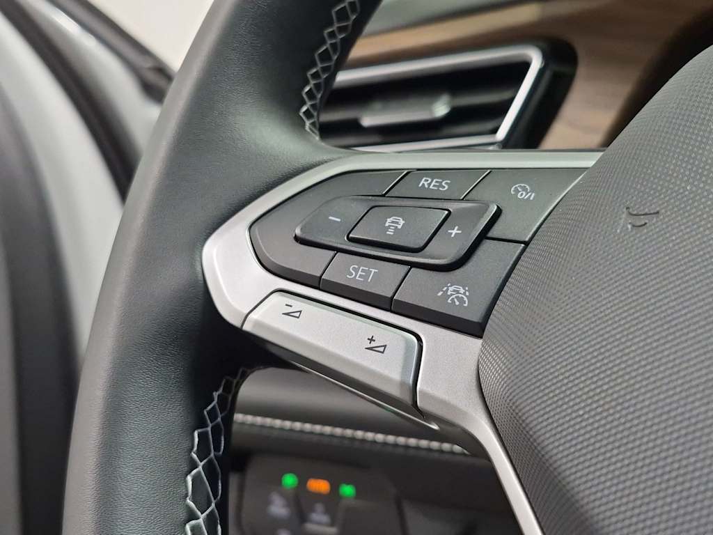Thumbnail: 2026 Volkswagen Atlas - 32