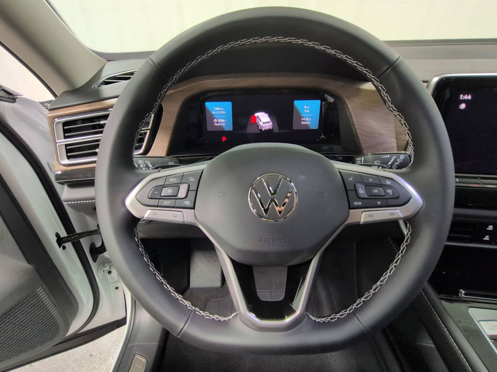 Thumbnail: 2026 Volkswagen Atlas - 14