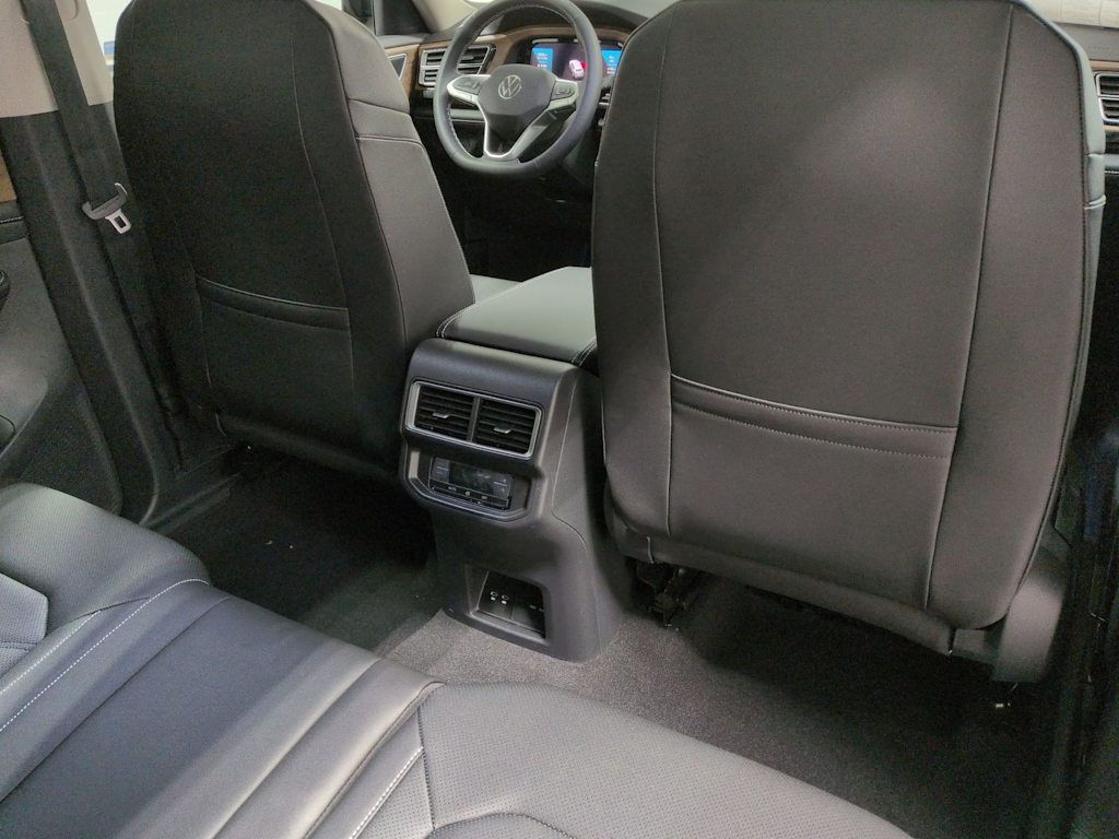 Thumbnail: 2026 Volkswagen Atlas - 12