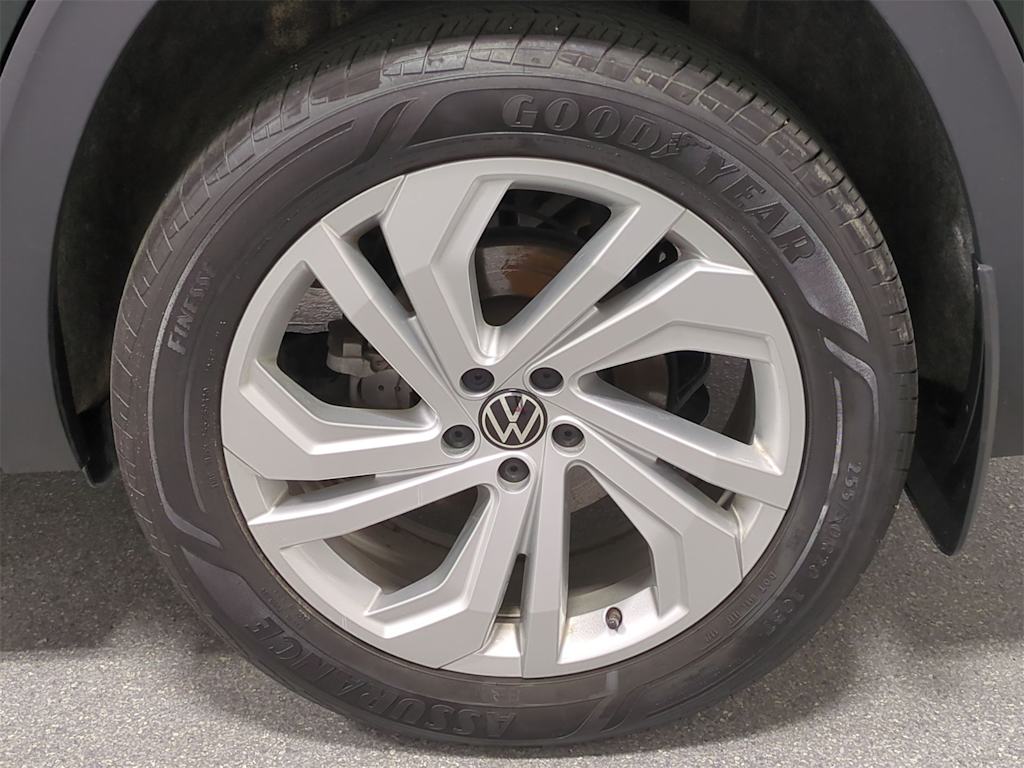 Thumbnail: 2021 Volkswagen Atlas - 8