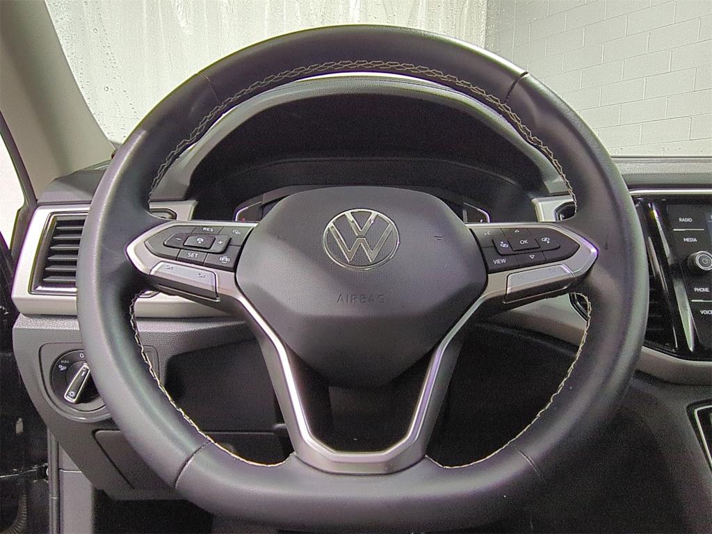 Thumbnail: 2023 Volkswagen Atlas - 14