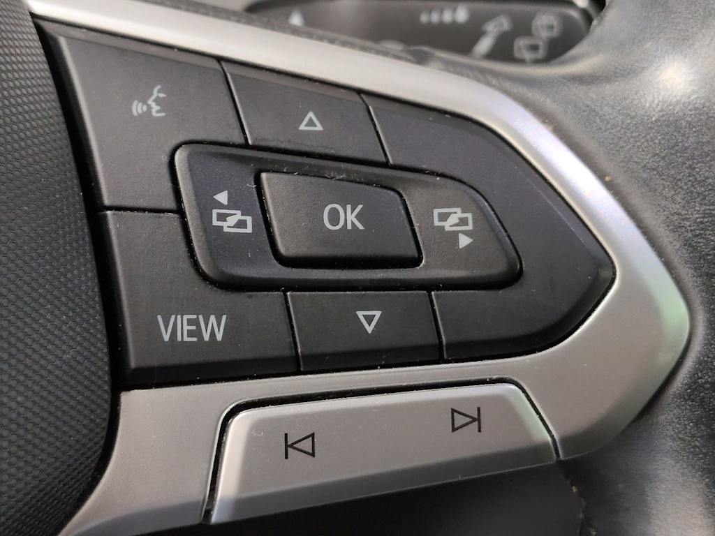 Thumbnail: 2021 Volkswagen Atlas - 31