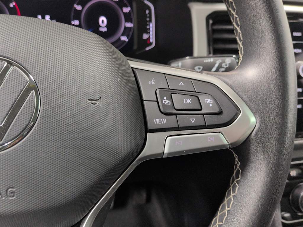 Thumbnail: 2022 Volkswagen Atlas - 33