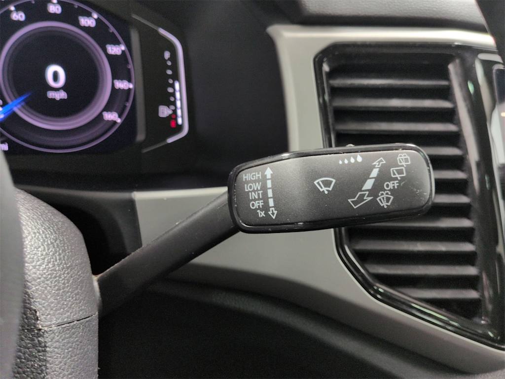 Thumbnail: 2022 Volkswagen Atlas - 16