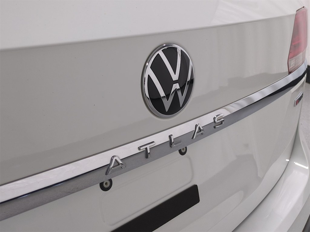 Thumbnail: 2022 Volkswagen Atlas - 26