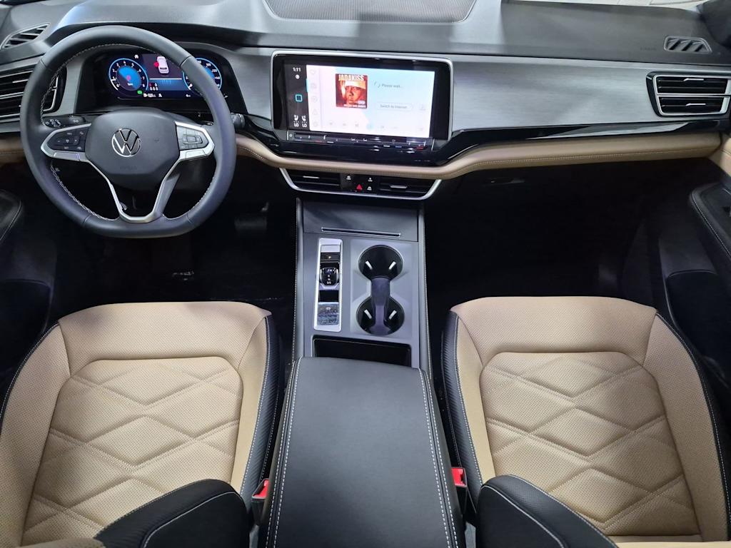 Thumbnail: 2026 Volkswagen Atlas - 10