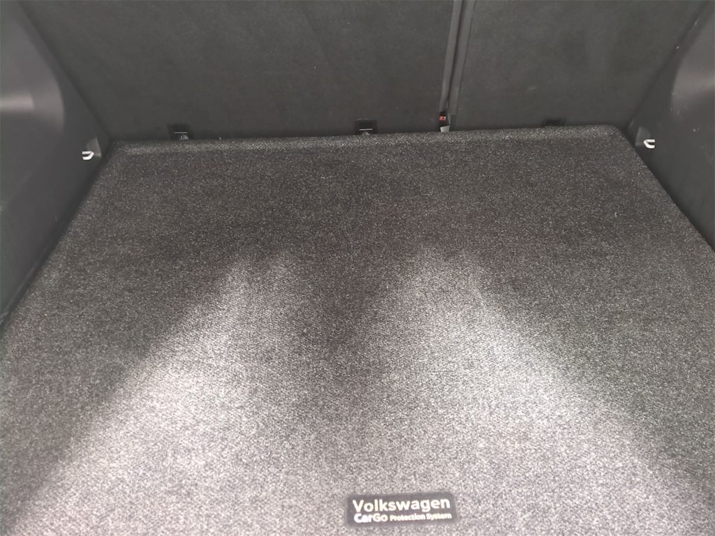 2022 Volkswagen Atlas SE 18
