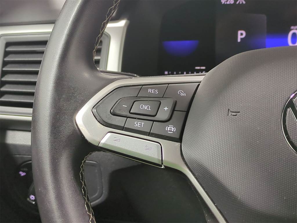 2022 Volkswagen Atlas SE 30