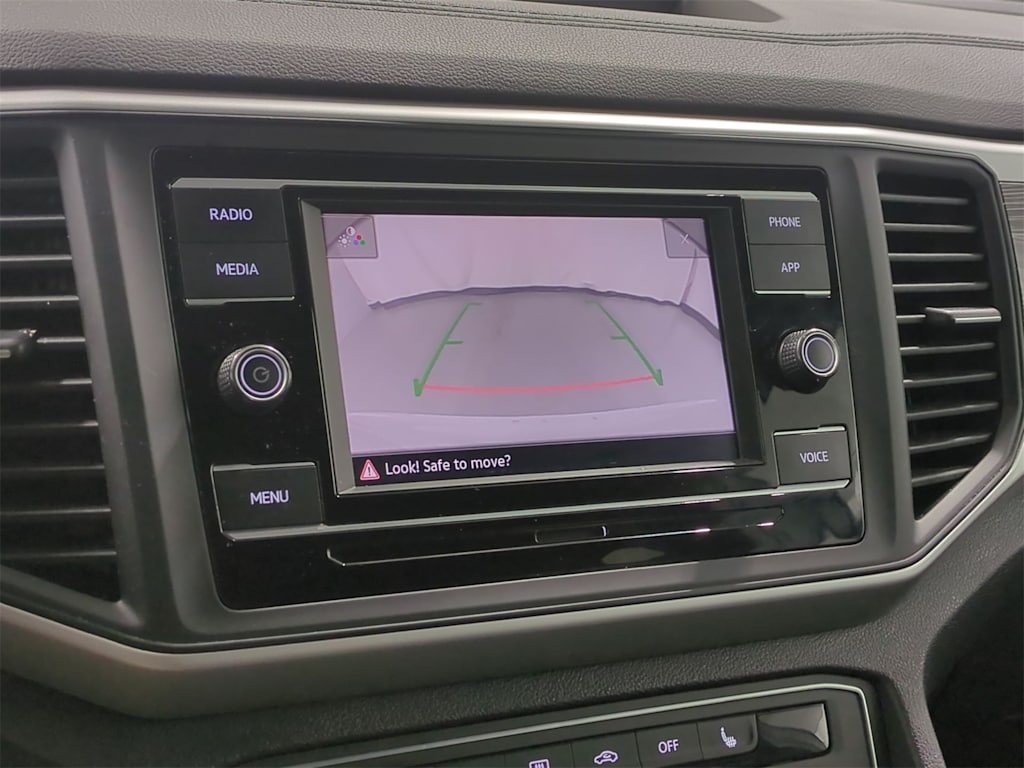 2022 Volkswagen Atlas SE 33
