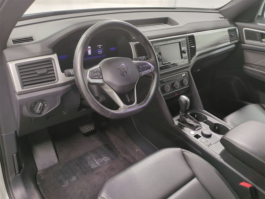 2022 Volkswagen Atlas SE 2