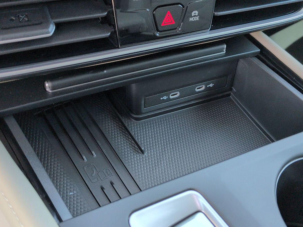 Thumbnail: 2026 Volkswagen Atlas - 16