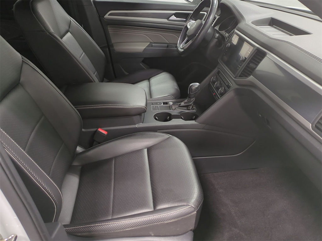 2021 Volkswagen Atlas SE 11