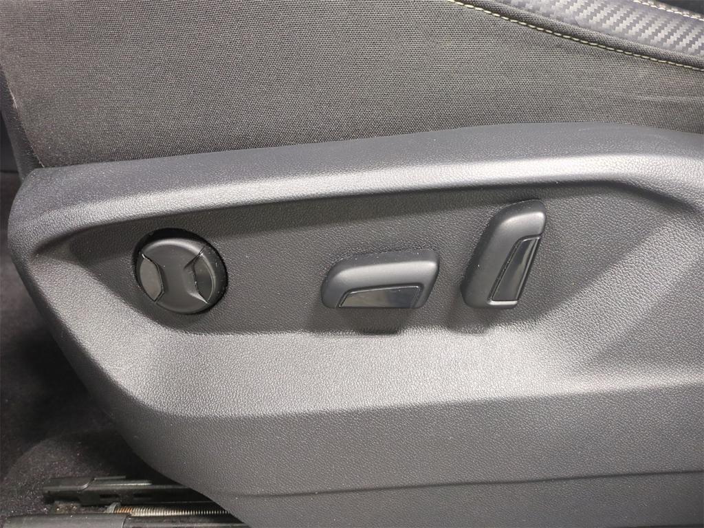 2021 Volkswagen Atlas SE 26