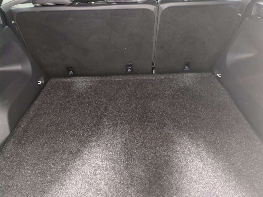 2021 Volkswagen Atlas SE 17