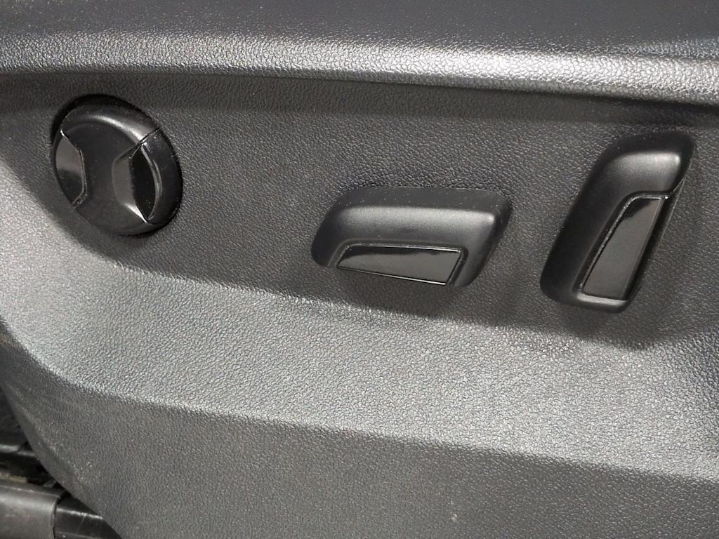 Thumbnail: 2021 Volkswagen Atlas - 25