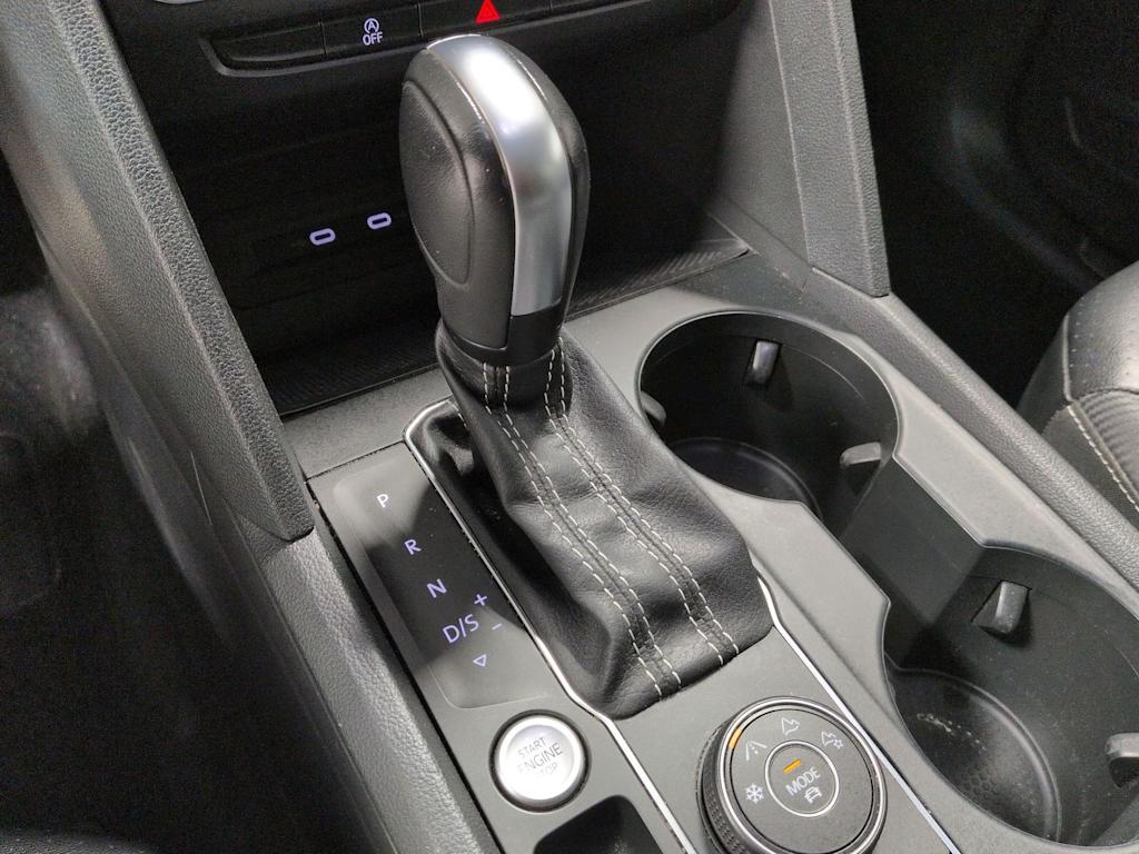 Thumbnail: 2021 Volkswagen Atlas - 15