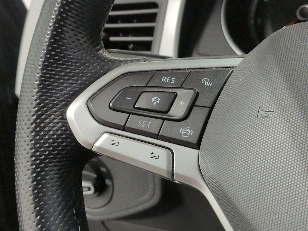 Thumbnail: 2021 Volkswagen Atlas - 30