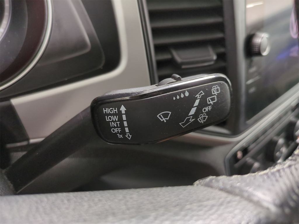 Thumbnail: 2021 Volkswagen Atlas - 34