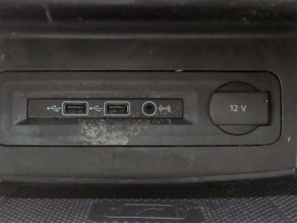 Thumbnail: 2021 Volkswagen Atlas - 38