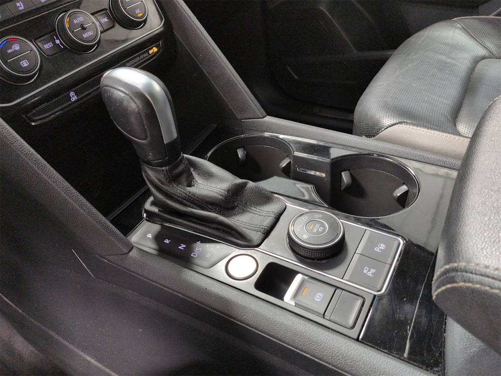 Thumbnail: 2021 Volkswagen Atlas - 16