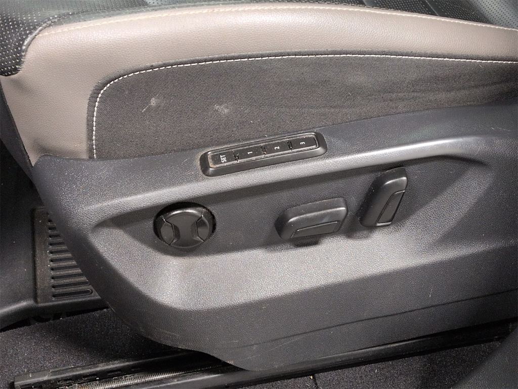 Thumbnail: 2021 Volkswagen Atlas - 27