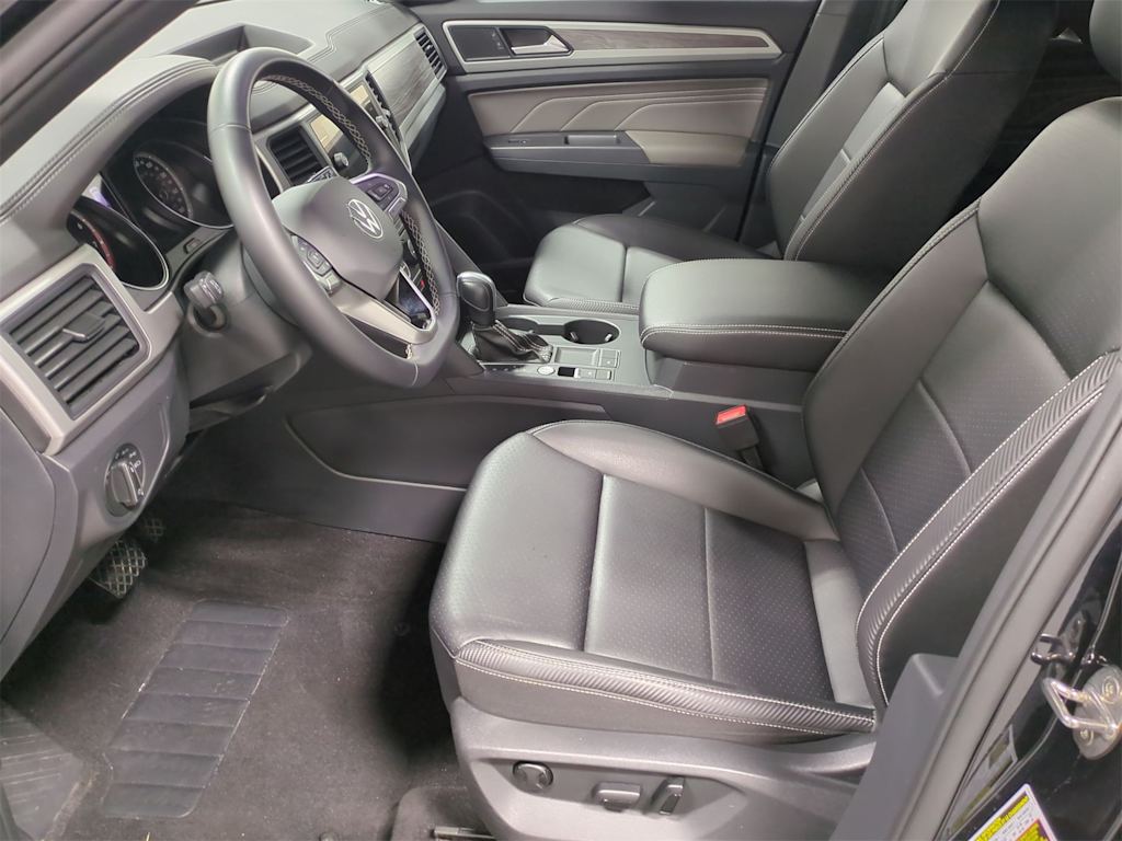 Thumbnail: 2021 Volkswagen Atlas - 10