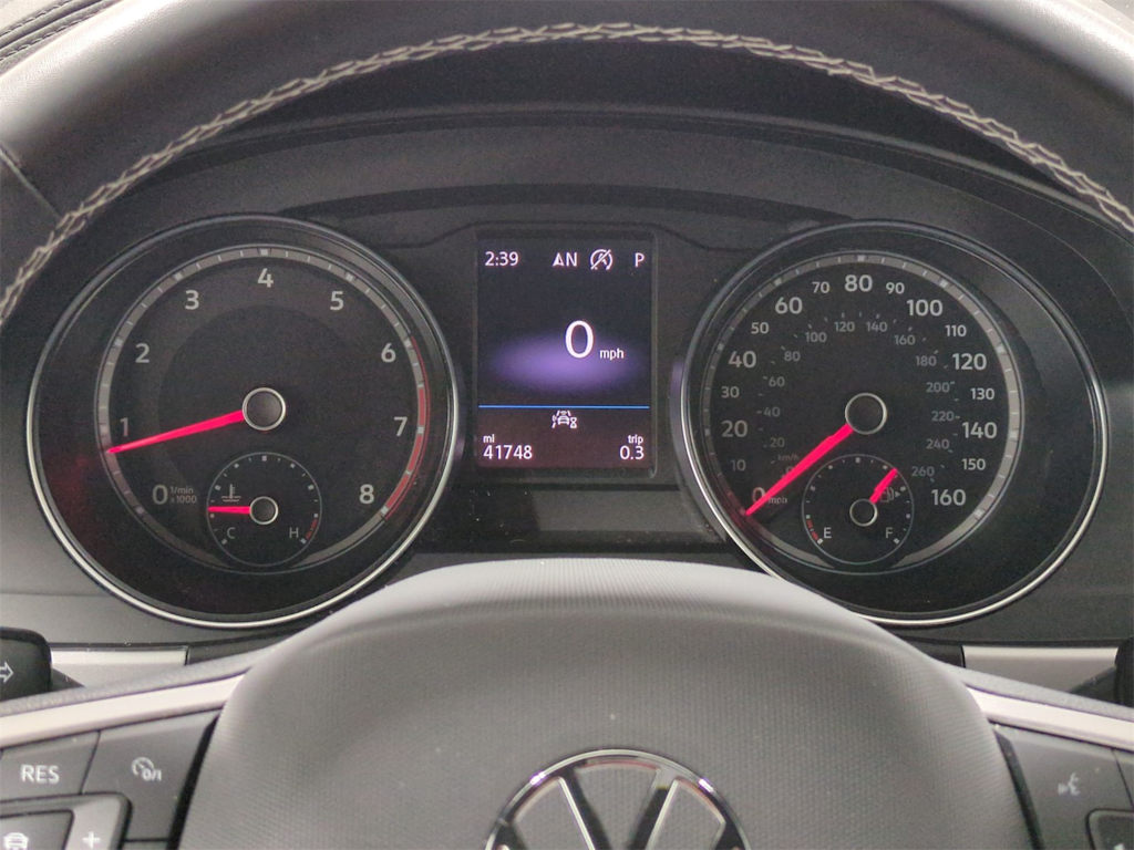 Thumbnail: 2021 Volkswagen Atlas - 16