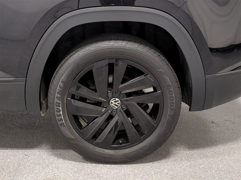 Thumbnail: 2021 Volkswagen Atlas - 8