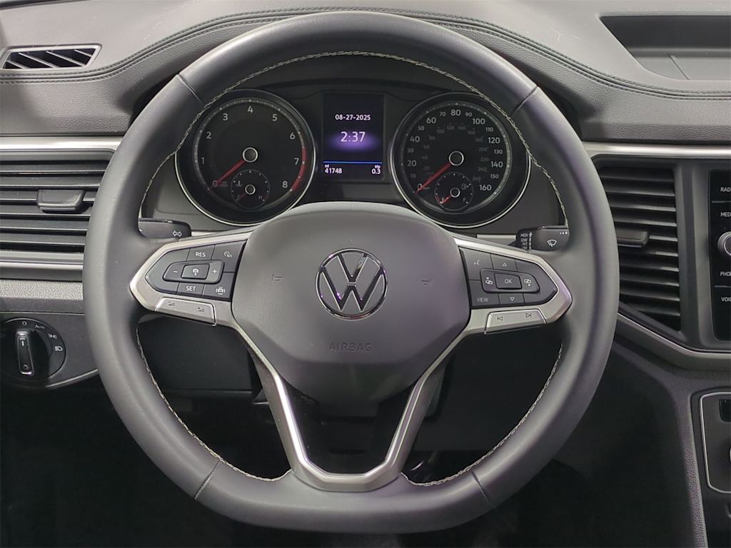 Thumbnail: 2021 Volkswagen Atlas - 13