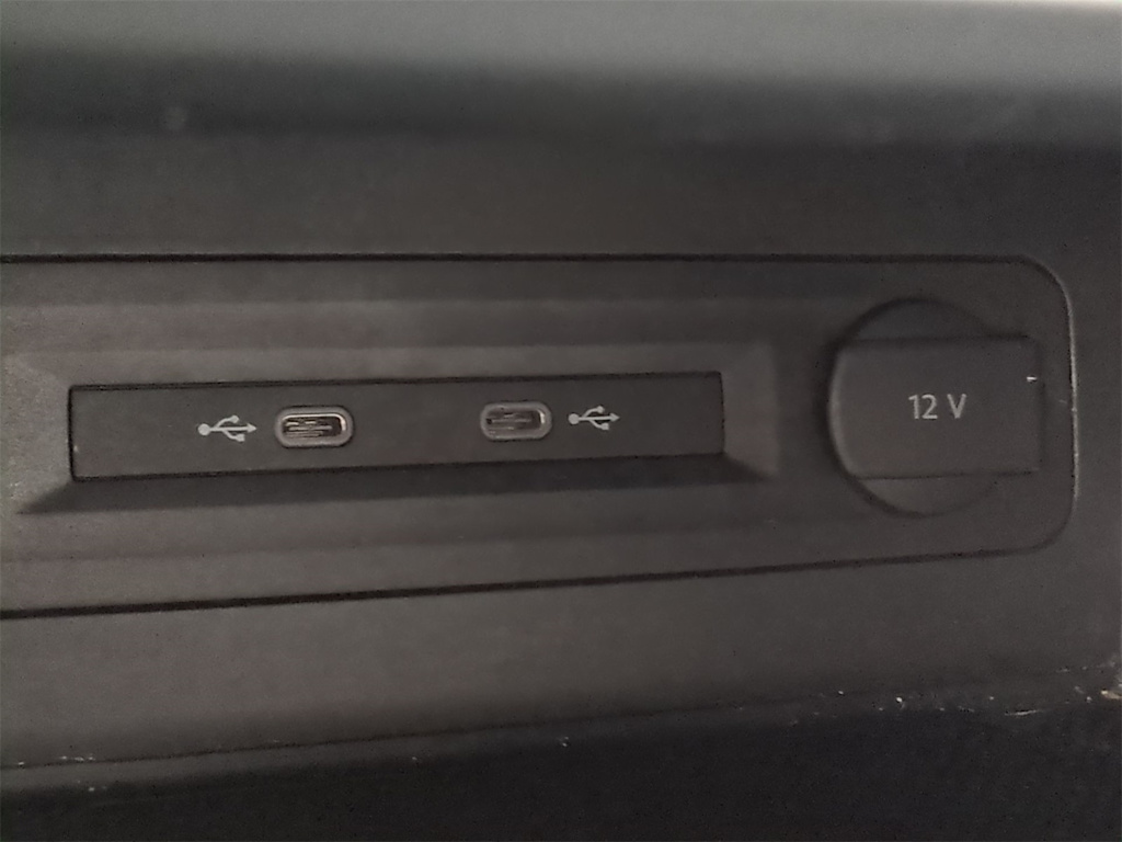Thumbnail: 2021 Volkswagen Atlas - 33