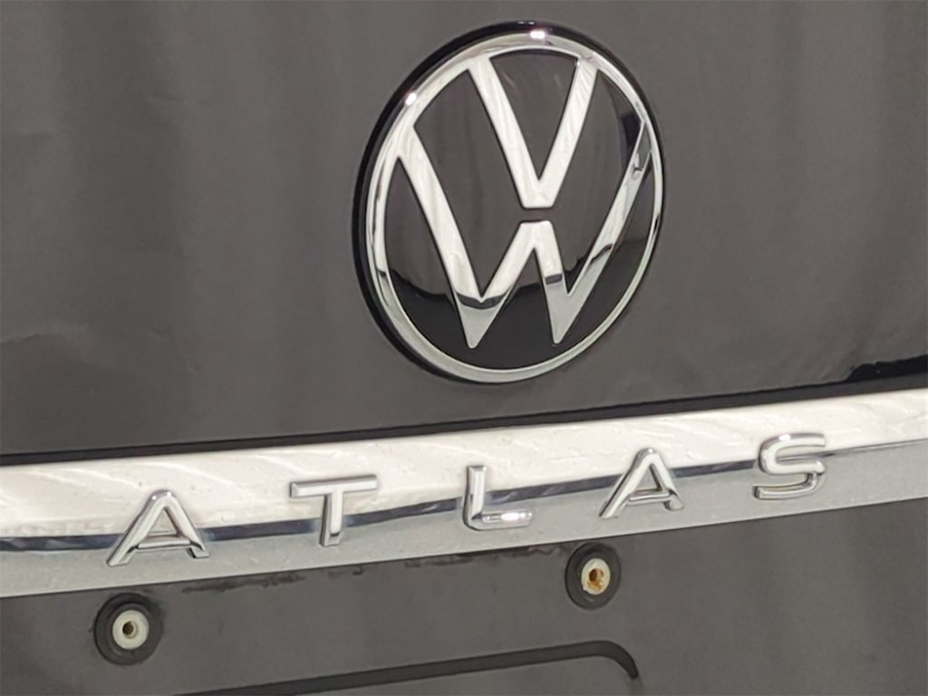 Thumbnail: 2021 Volkswagen Atlas - 23