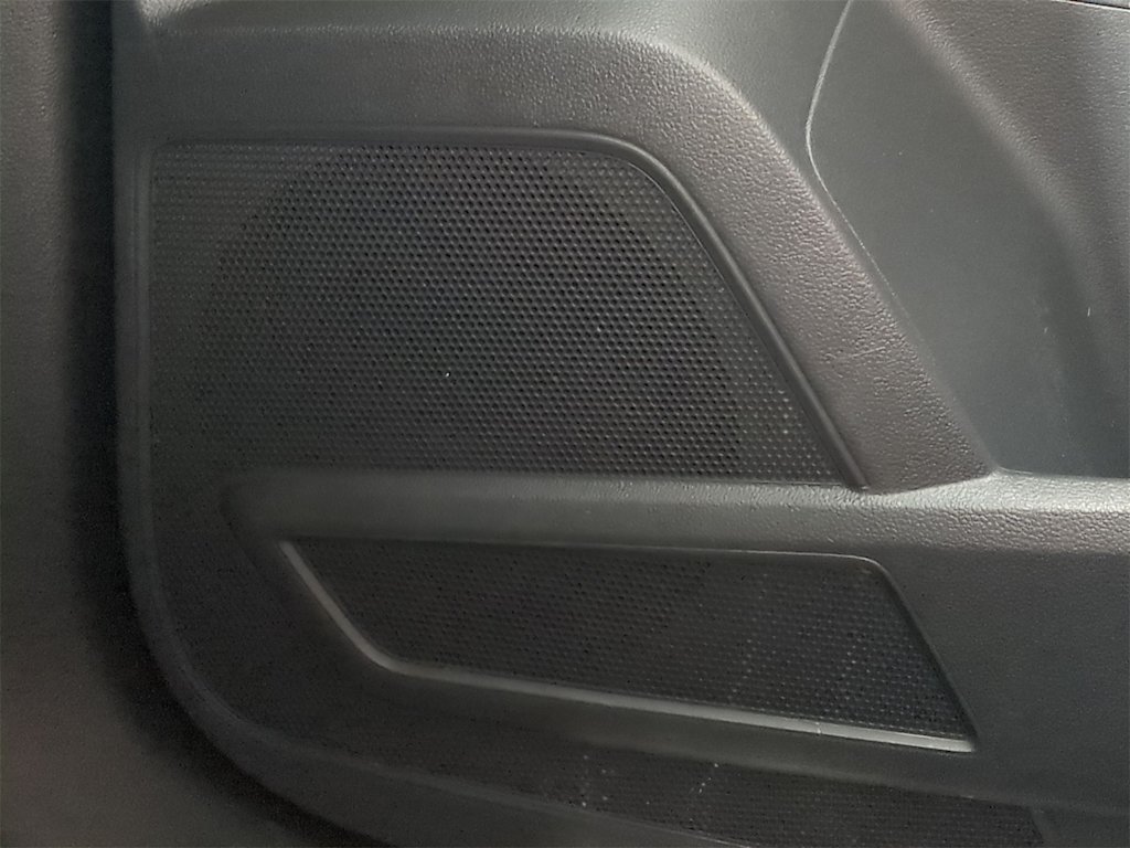 Thumbnail: 2021 Volkswagen Atlas - 32