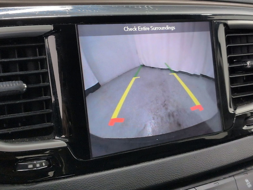 Thumbnail: 2019 Chrysler Pacifica - 34