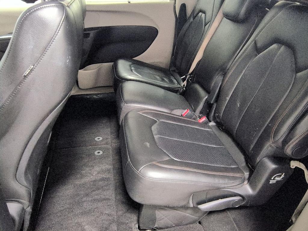 Thumbnail: 2019 Chrysler Pacifica - 28