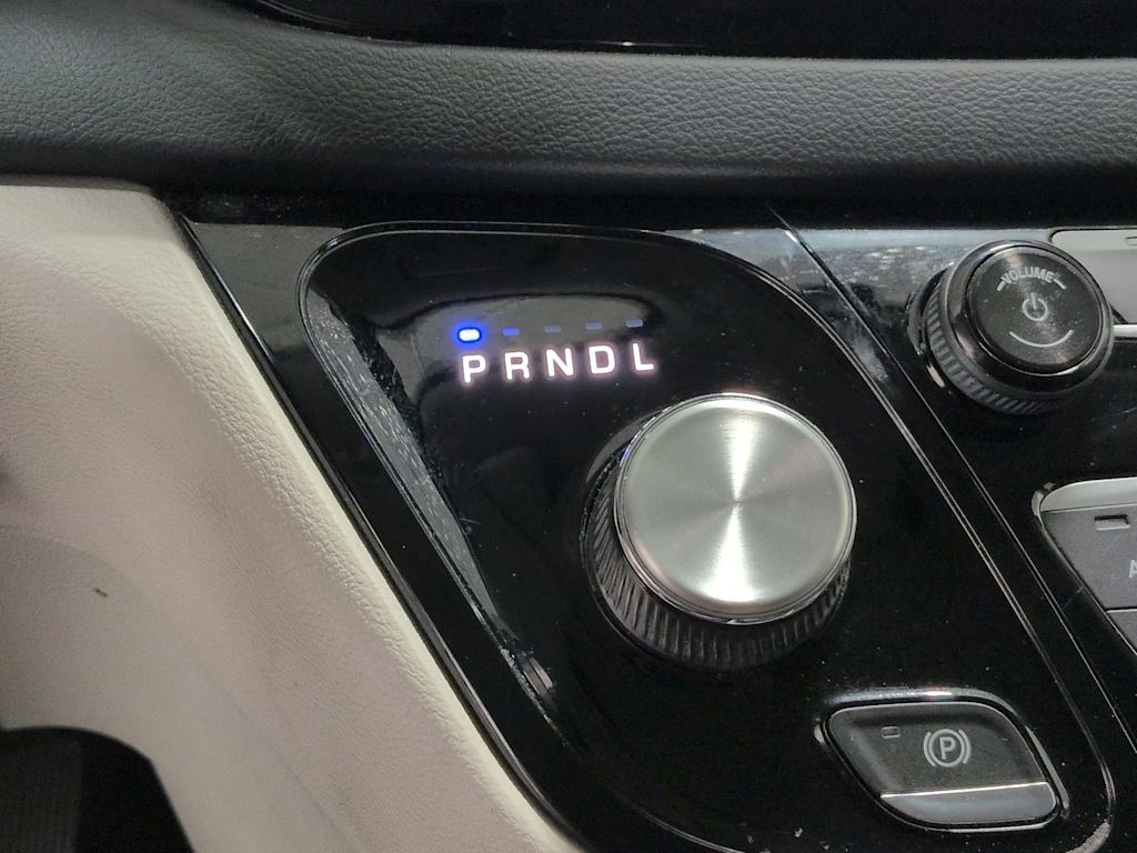 Thumbnail: 2019 Chrysler Pacifica - 35