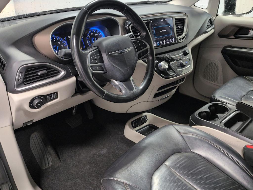 Thumbnail: 2019 Chrysler Pacifica - 2