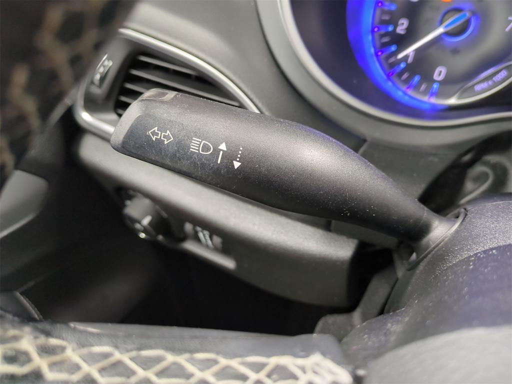 Thumbnail: 2019 Chrysler Pacifica - 31