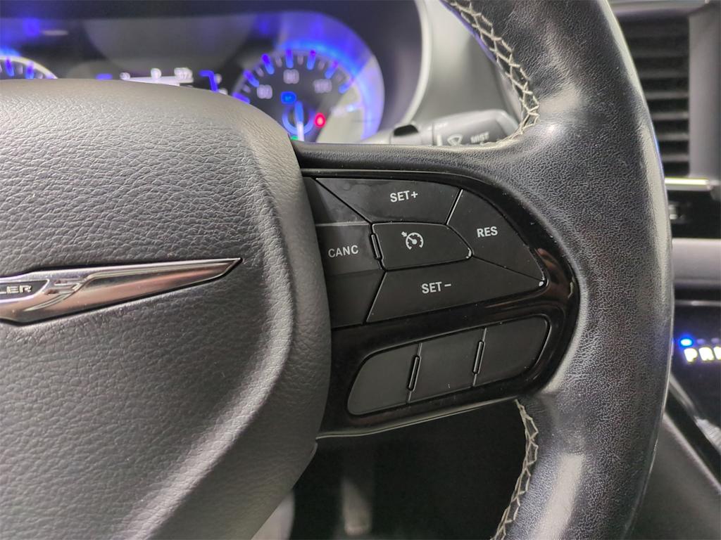 Thumbnail: 2019 Chrysler Pacifica - 29