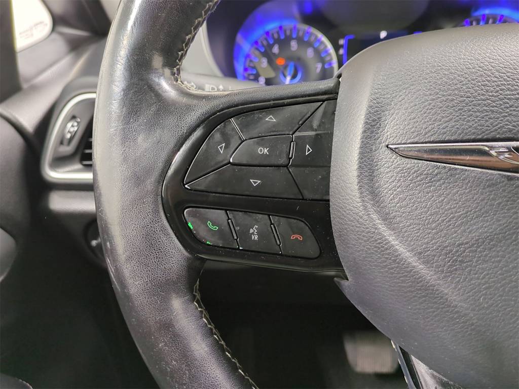 Thumbnail: 2019 Chrysler Pacifica - 28