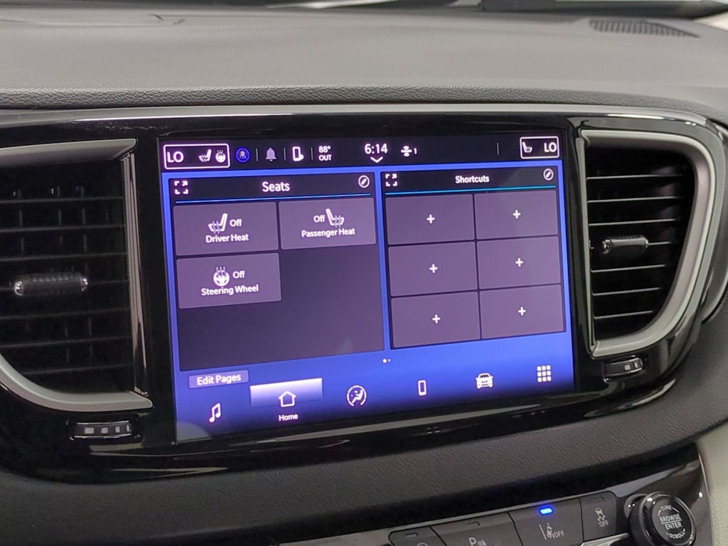 Thumbnail: 2024 Chrysler Pacifica - 15