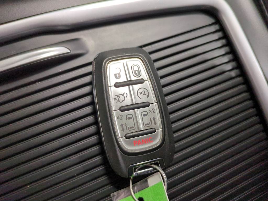 Thumbnail: 2024 Chrysler Pacifica - 18