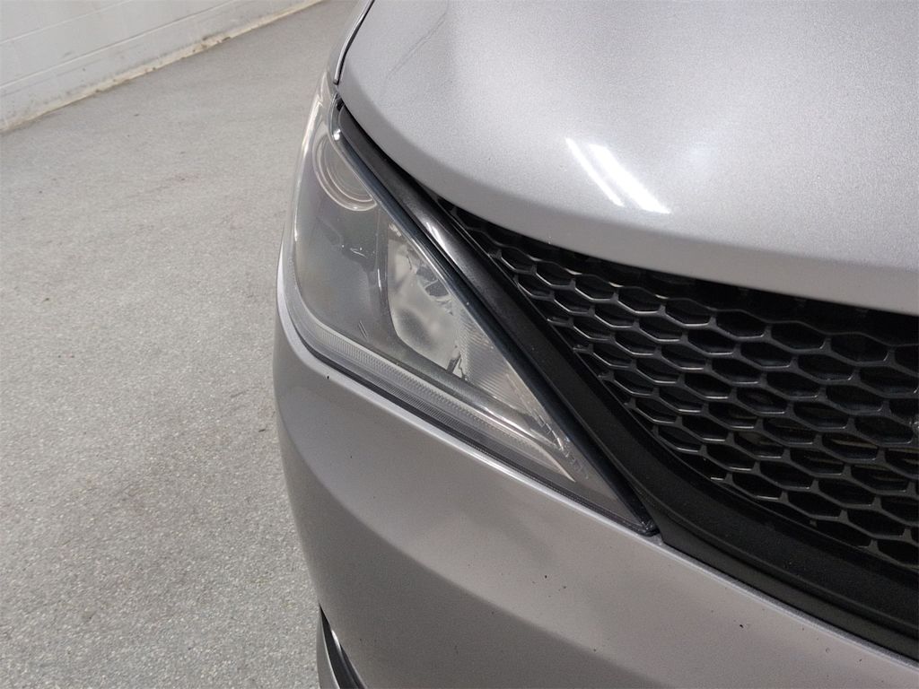 Thumbnail: 2020 Chrysler Pacifica - 23