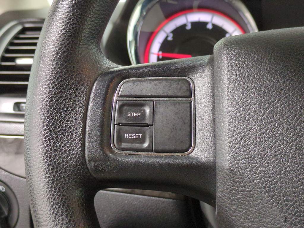 Thumbnail: 2016 Dodge Grand Caravan - 28