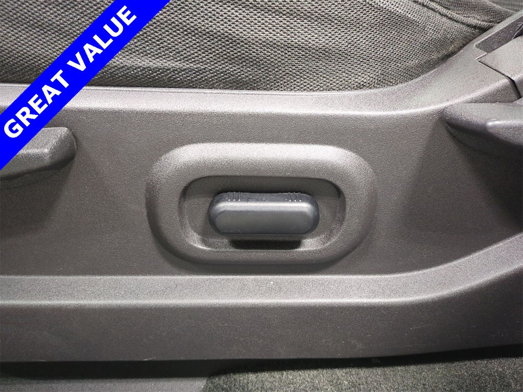 Thumbnail: 2010 Ford Edge - 27