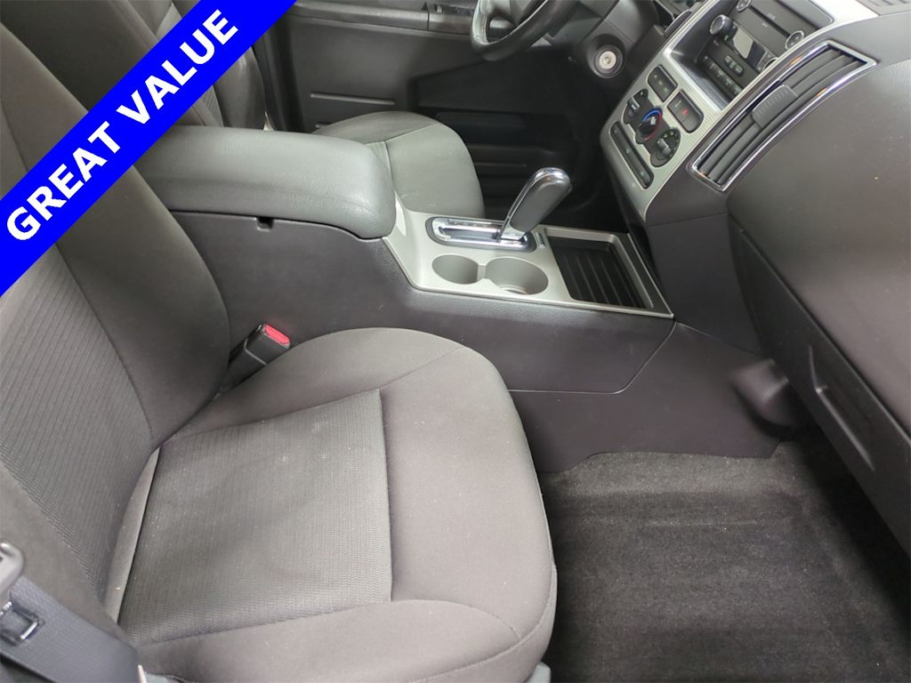 Thumbnail: 2010 Ford Edge - 31