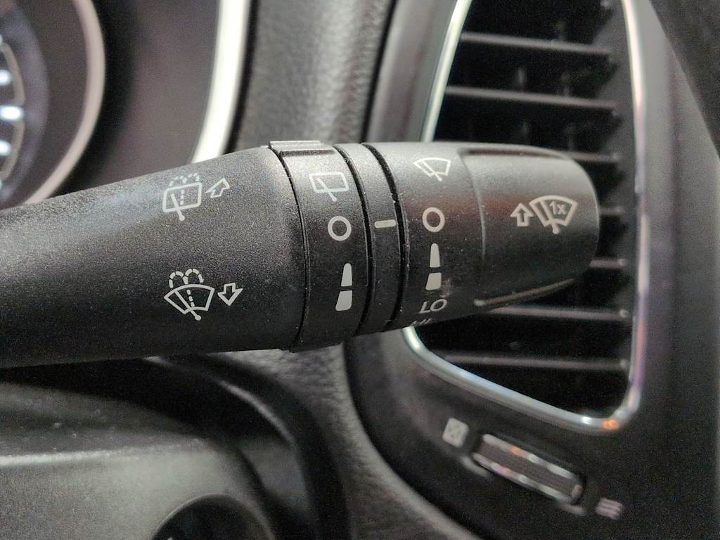 Thumbnail: 2020 Jeep Compass - 30