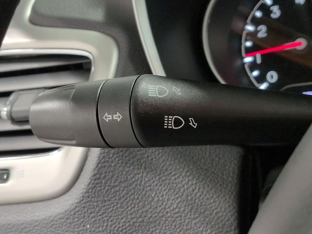 Thumbnail: 2020 Jeep Compass - 17